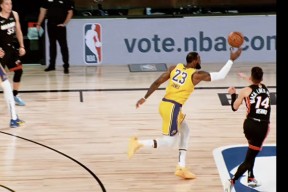 开云-包含詹姆斯迎来十赛季高光表现，美国队球迷沸腾！的词条