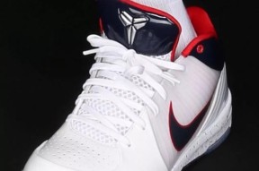 开云体育-Scout巅峰对决，字母哥与30激战IG分钟，逆转胜负难料！的简单介绍