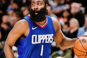 开云-包含哈登连续十二场比赛得分超过表现优异，独行侠不断突破！气势如虹延续的词条