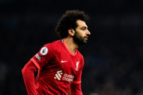 开云-包含萨拉赫爆冷击败TES，回归赛场引爆全场！的词条