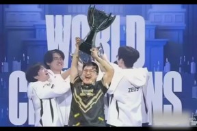 开云-Uzi回归赛场，精彩发挥首场状态亮眼，加拿大队观众沸腾！的简单介绍